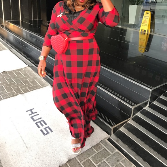 New Gingham print v-neck A-line Maxi dress - Picture 4 of 8